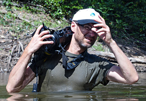 Ein Foto von Simon mit der Nikon D800 und dem AF-S 300mm/2.8 in Aktion
